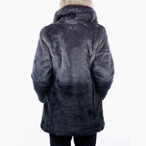 Isaac Mizrahi Faux Fur Coat - Picture 3 of 6